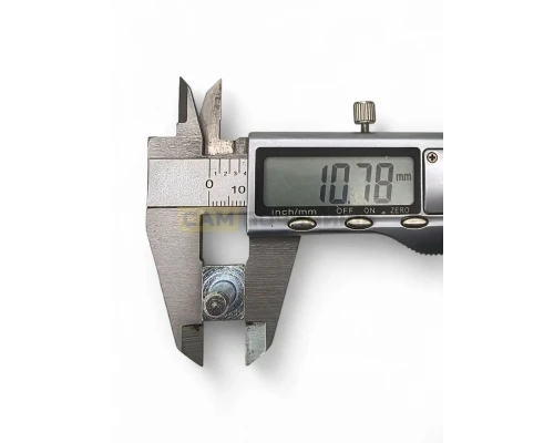 Опора нижней двери холодильника Liebherr, Miele 704290600